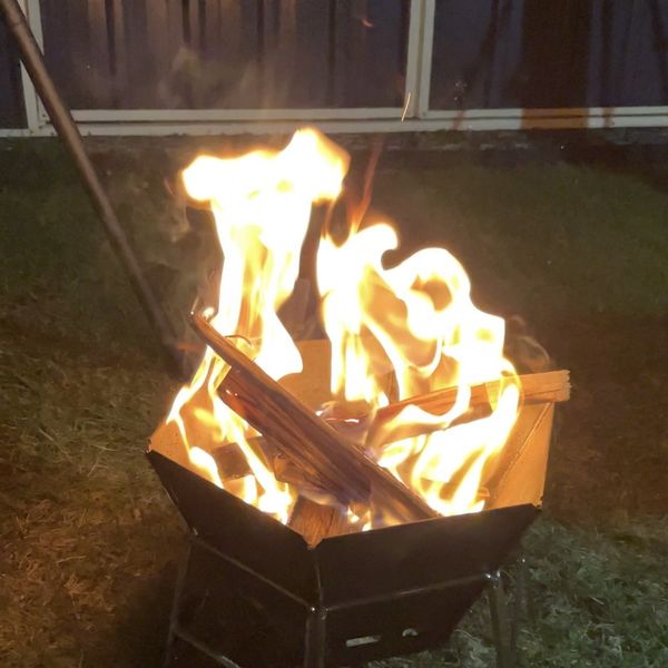 焚き火の魔力🔥ゆらめく炎を見つめて自分に向き合える大事な時間を得られる
